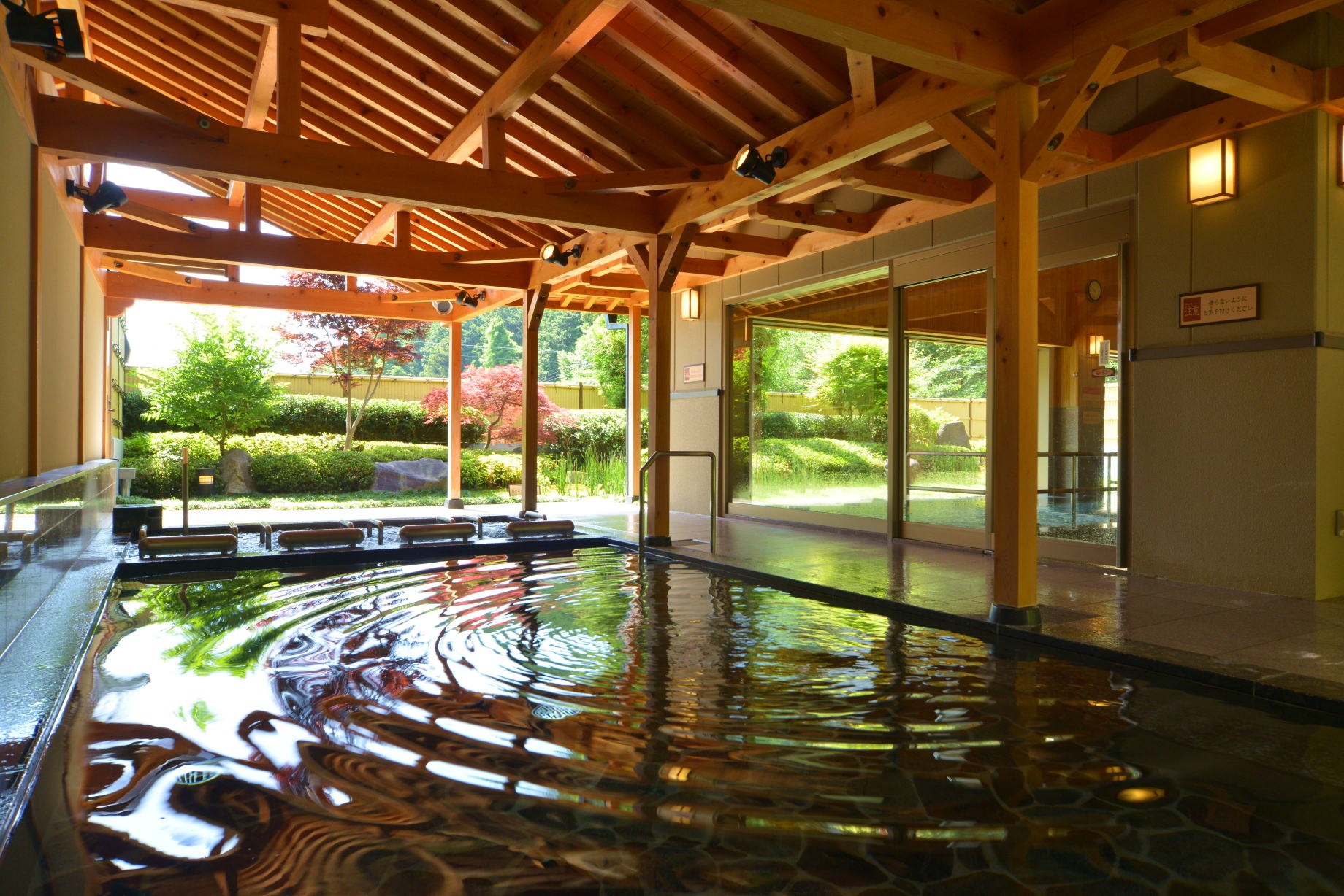 Onsen with a wooden ceiling
